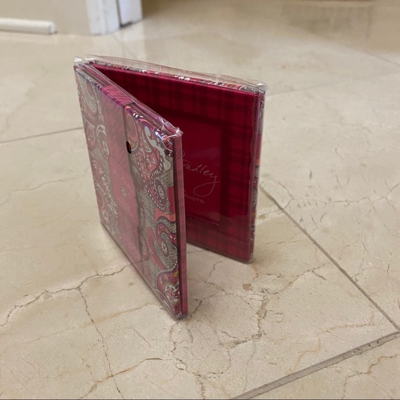 Vera Bradley Petite Photo Duo Paisley Meets Plaid - Picture 2 of 4